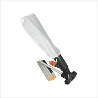 Pflegeset und Bodensauger mit Sack